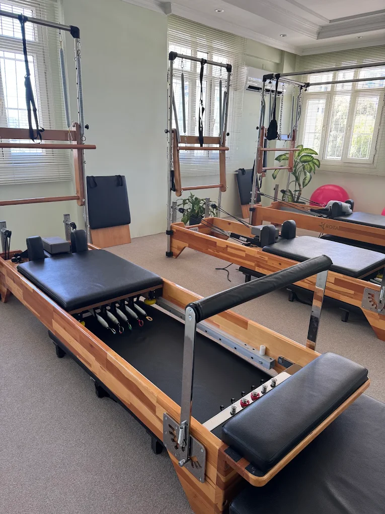 Klinikteki reformer pilates cihazları